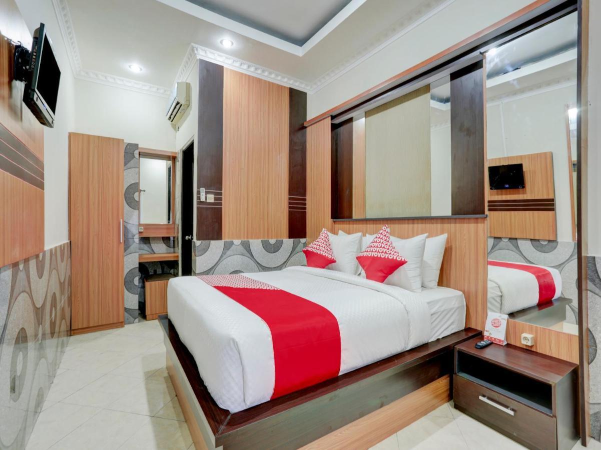 Oyo 90131 Liberty Guest House Sempidi Экстерьер фото