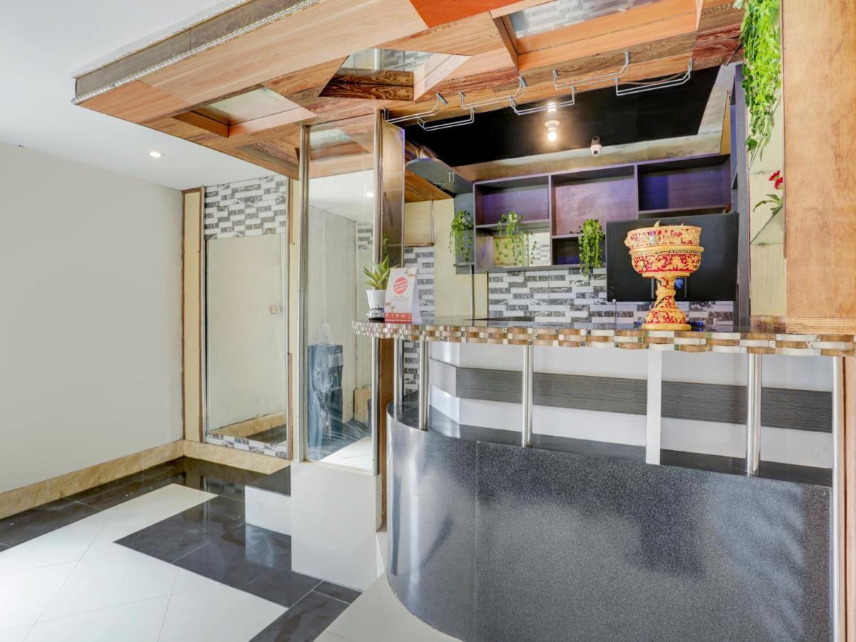 Oyo 90131 Liberty Guest House Sempidi Экстерьер фото